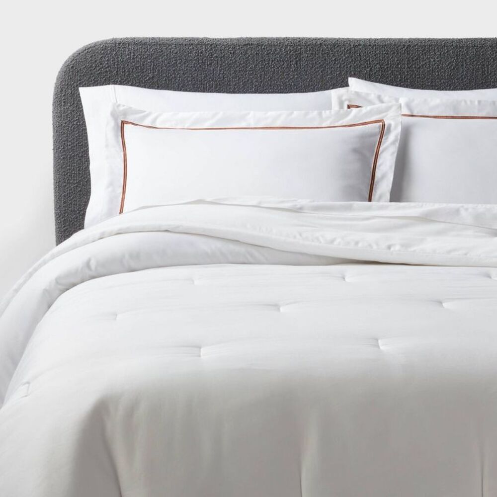 3pc King Luxe 300TC Embroidered Border Sateen Comforter Set - White/Caramel